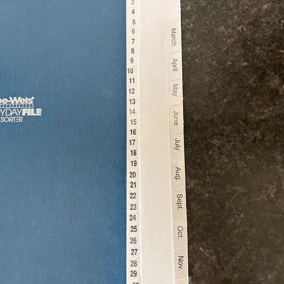 Globe Weis Everyday File Sorter, Daily and Monthly File Sorter, Desk Organizer - Picture 5 of 7